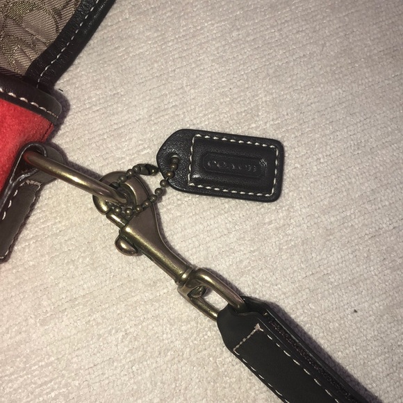 COACH Vintage Red Suede Crossbody Bag - Picture 6 of 8